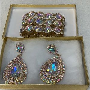 Bracelet and earring set